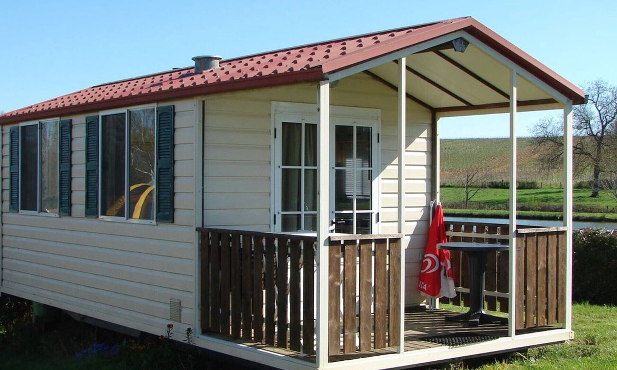 Saint-Boil House | Mobile home for 2 with terrace