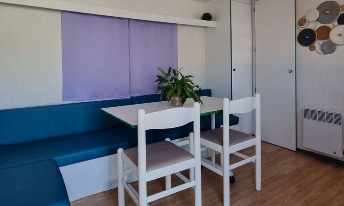 Gondrin House | Mobile Home for 4 with Terrace