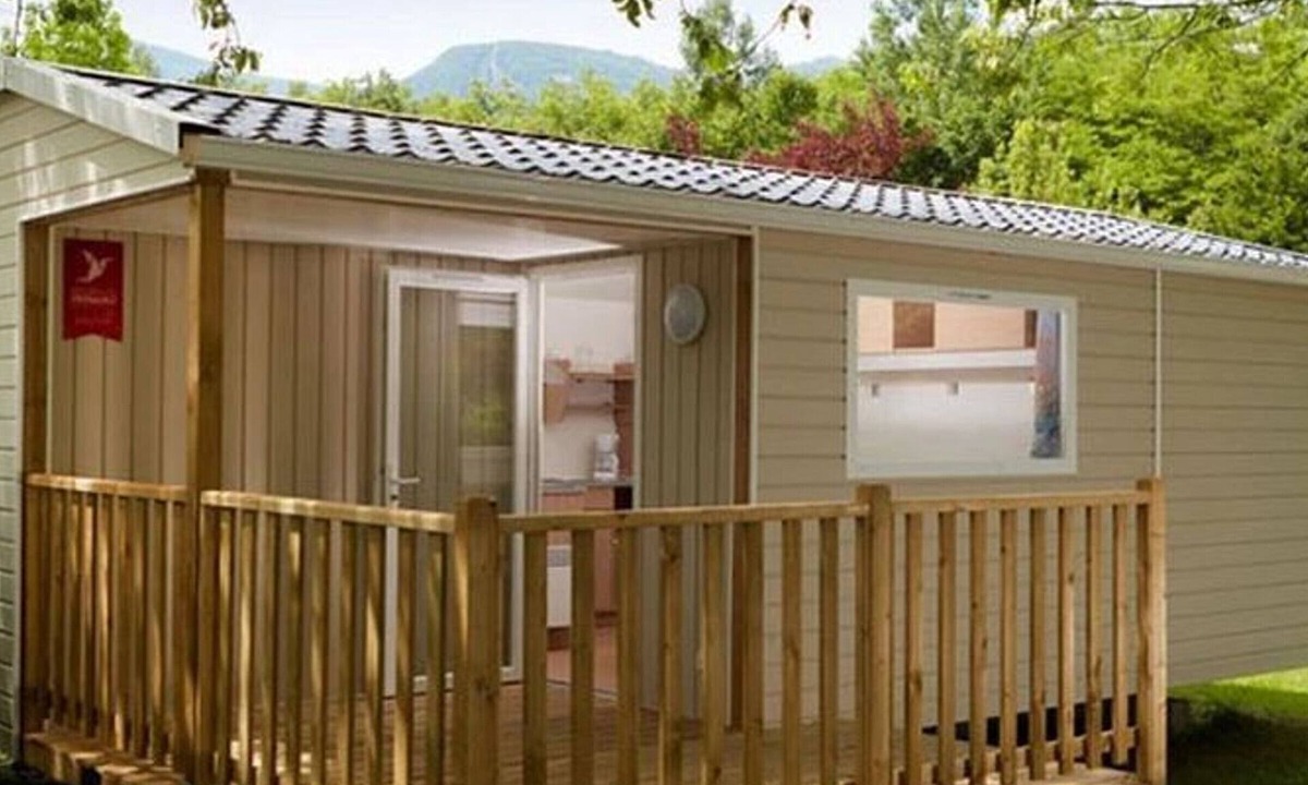 Avrille House | Mobile home for 5 in Avrillé with terrace