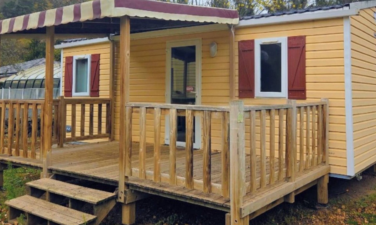 Champagnac-le-Vieux House | Mobile home 33m² for 4 people in Champagnac-le-Vieux