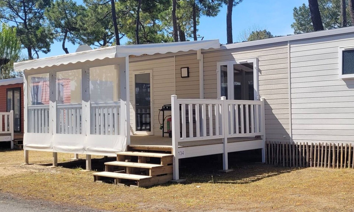 Saint-Jean-de-Monts House | Mobile Home with Terrace in Saint-Jean-de-Monts