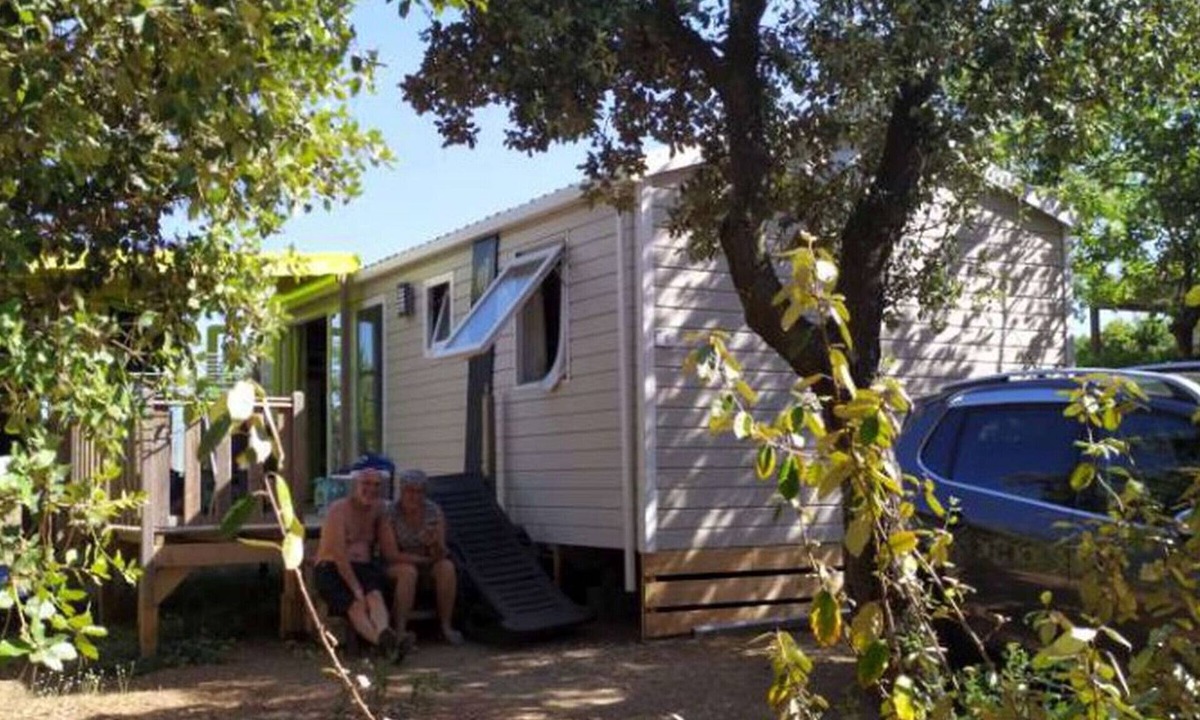 Laurens House | Mobile Home in Laurens with Terrace - 3 Bedrooms for 6 People