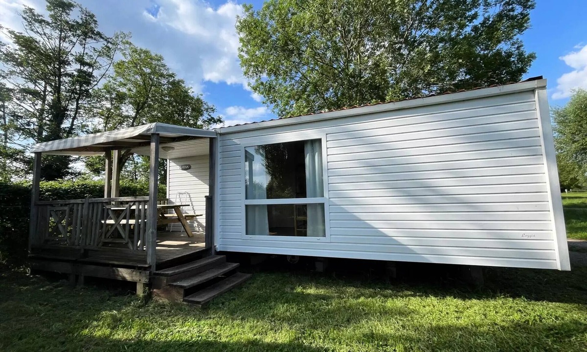 Pont-sur-Yonne House | Mobile-home Loggia 2 bedrooms 6 persons