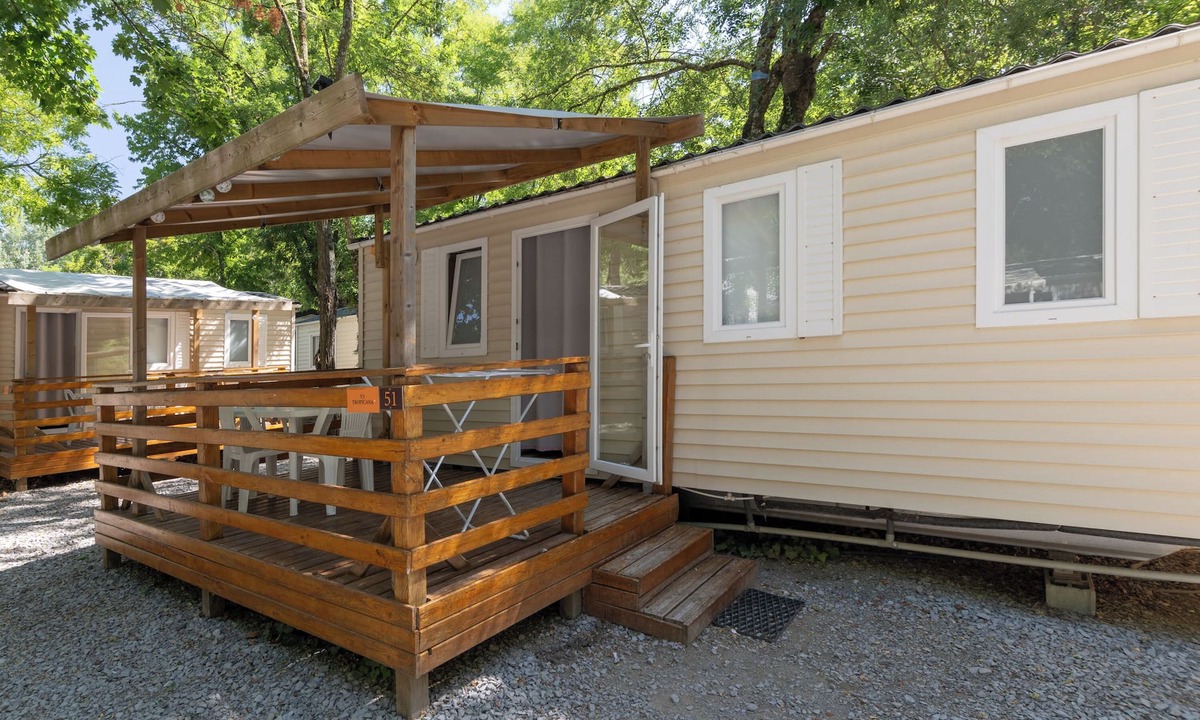 Lavilledieu RV Rental | Mobile Home 'Mobil-home D - 1-4 Pers' with Shared Pool and Shared Garden