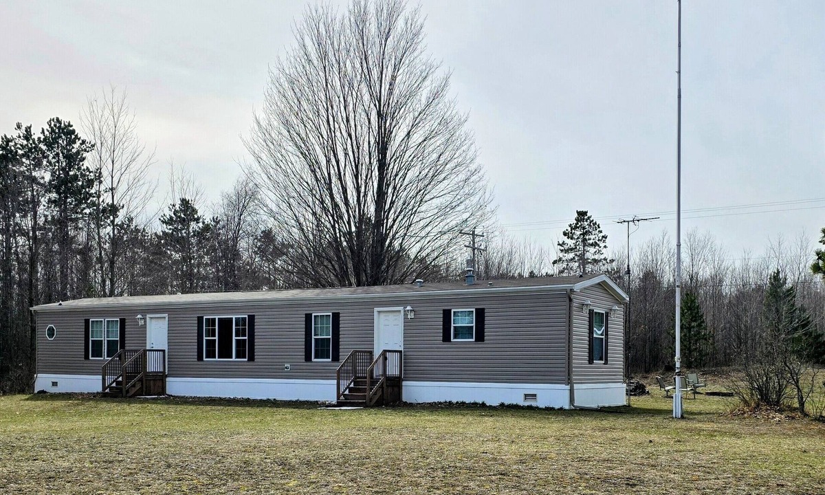 Bear Lake House | Mobile Home On 10 Acres new