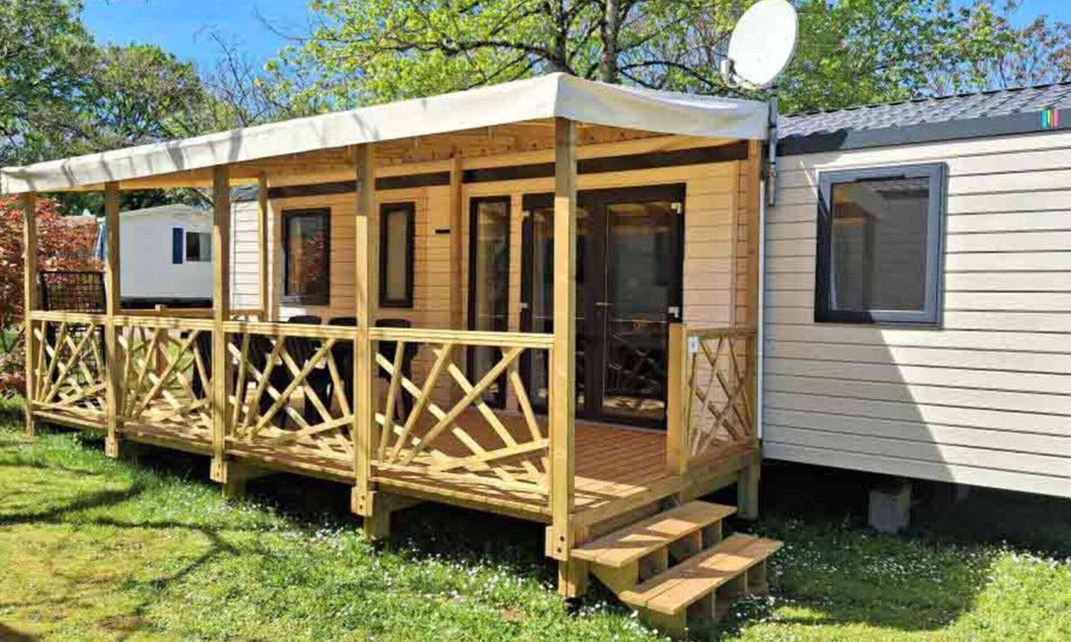 Rocamadour House | Mobile home with terrace - 8 guests