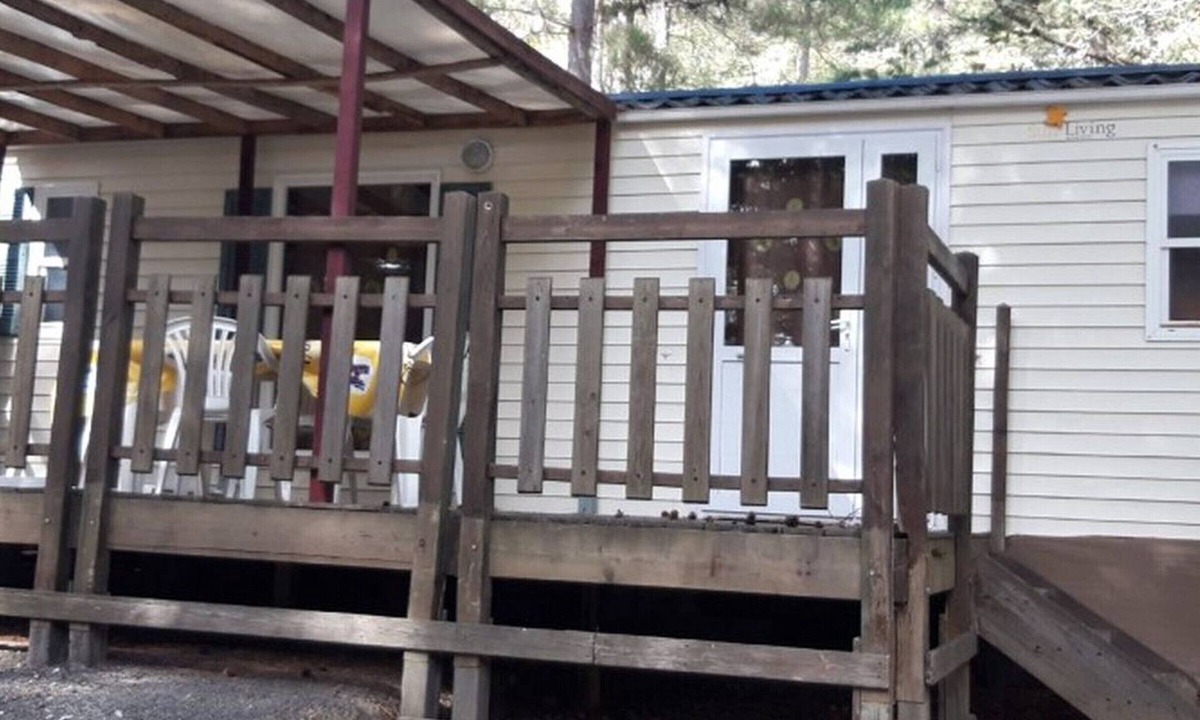 Sournia House | Mobile Home with Terrace for 4 People