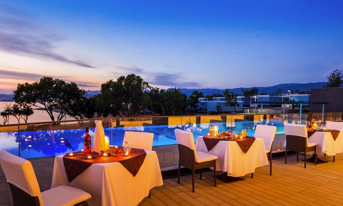 Omisalj House | Mobile Homes in Camping Omisalj, island Krk, with swimmingpool