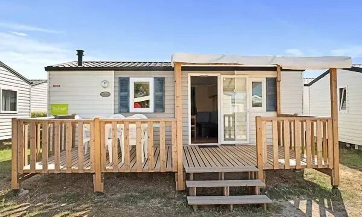 Saint-Julien-des-Landes House | Mobilheim - Raised Terrace
