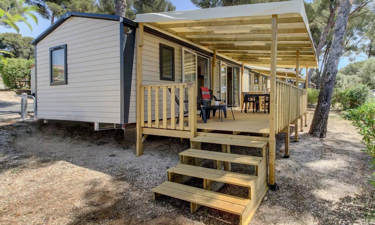 Villereal House | Mobilheim A/C