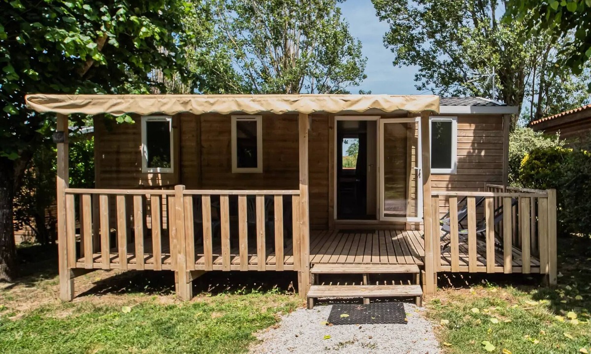 Soreze House | Mobilheim Wood Comfort 32m2 - 3 Schlafzimmer - Halb überdachte Terrasse - TV 6 Personen