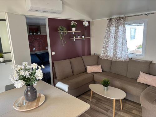 Lattes Other | Mobilhome 379 camping 4 étoiles Siblu lattes