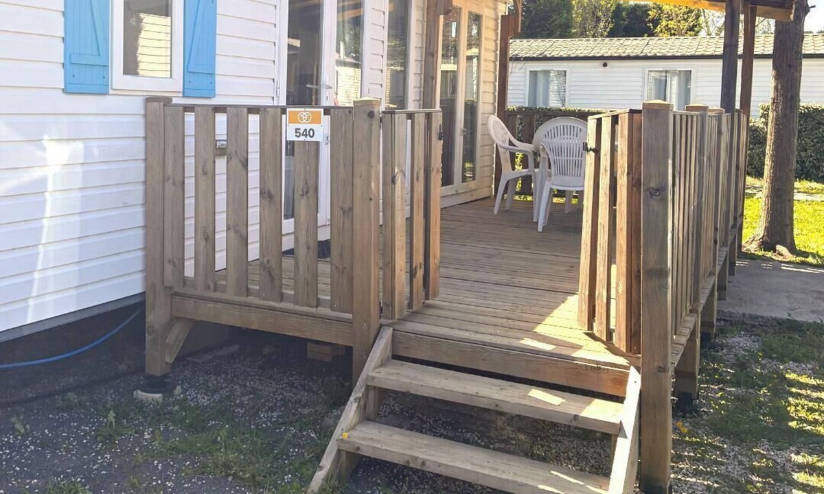 Vic-la-Gardiole House | Mobilhome 6 persons near Sète & Montpellier in 4 star campsite