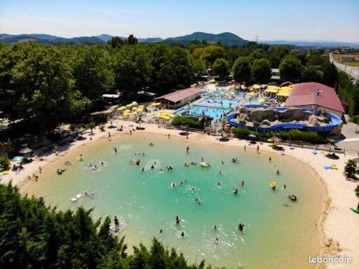 Chateauneuf-de-Galaure Other | Mobilhome 6 personnes camping 4*