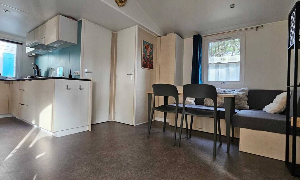 Saint-Hilaire-de-Riez House | Mobilhome saint hilaire de riez in 4 star campsite