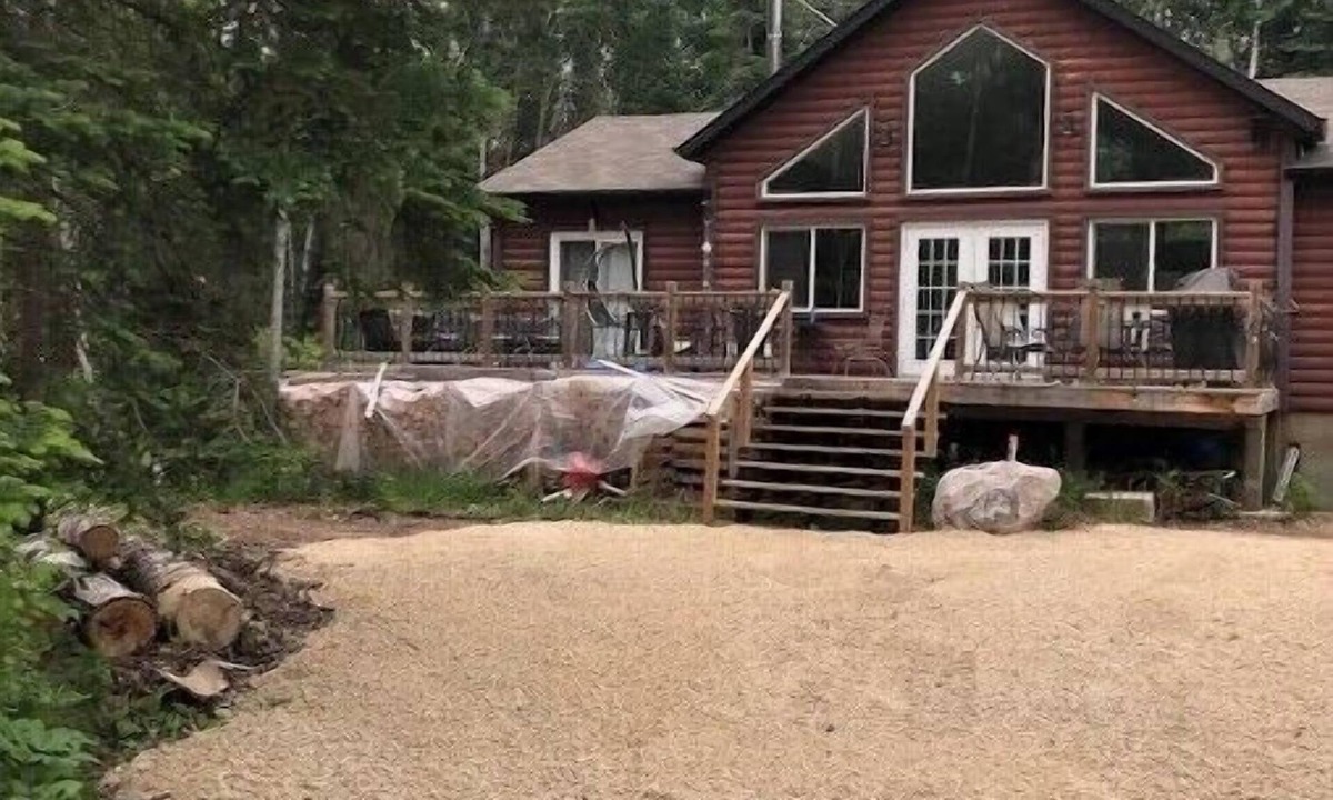 Hecla-Grindstone Provincial Park Cabin | Modern & Relaxing Retreat in Grindstone Provincial Park