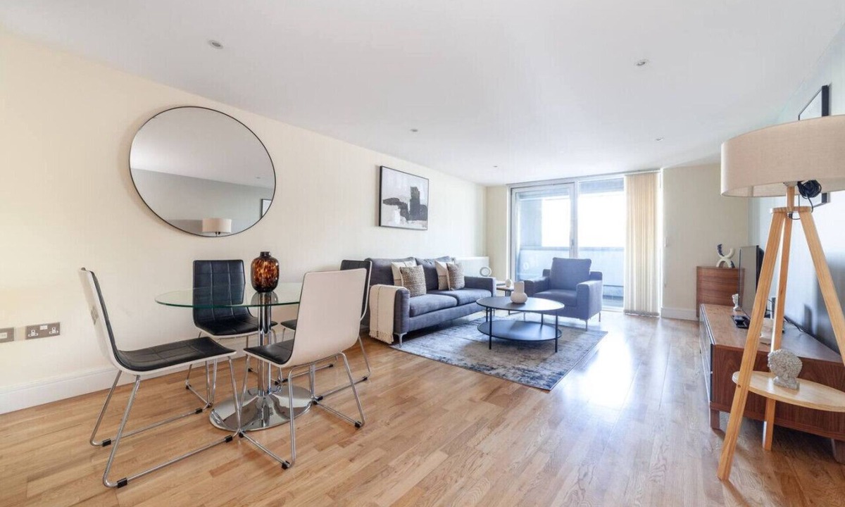 Greenwich West Apartment | Modern 1 Bed Flat in Greenwich
