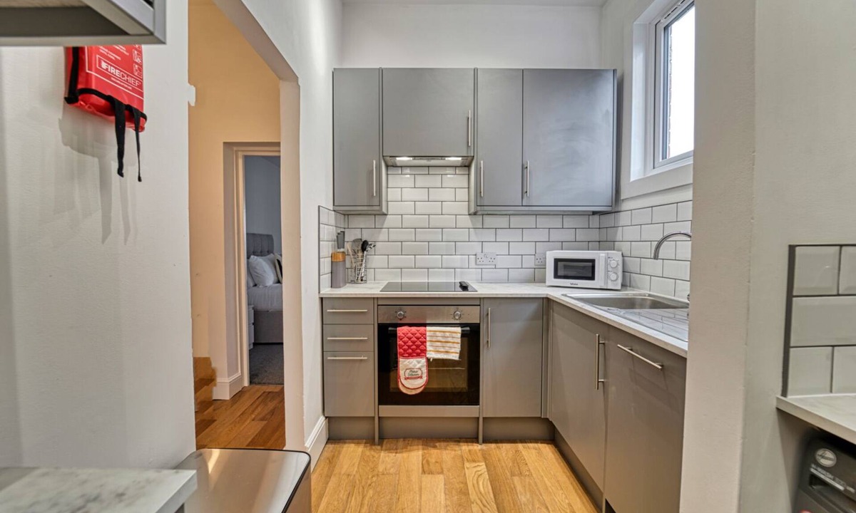 Spetchley Apartment | Modern 1 Bedroom Apartment.