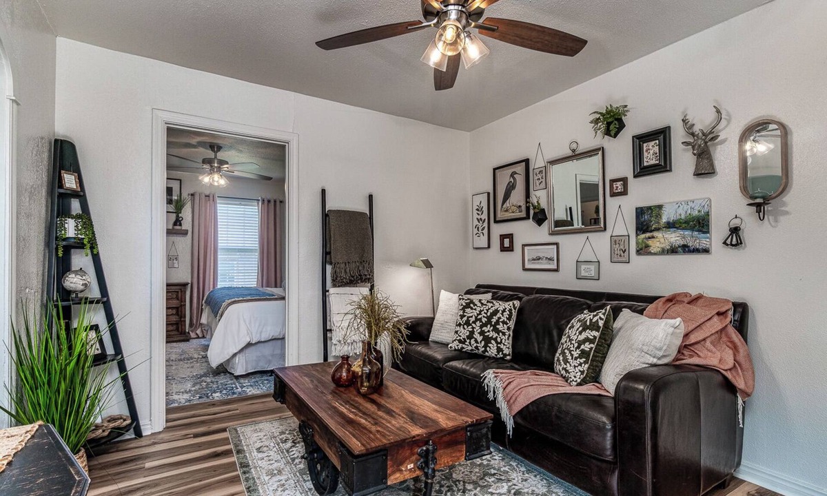 Borger Apartment | Modern 1-Bedroom Apartment in Borger TX, WiFi Included