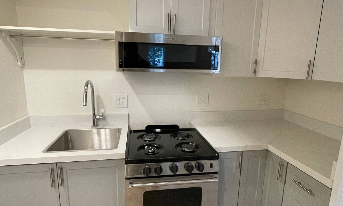 San Carlos Apartment | Modern 1-Bedroom Cozy Retreat