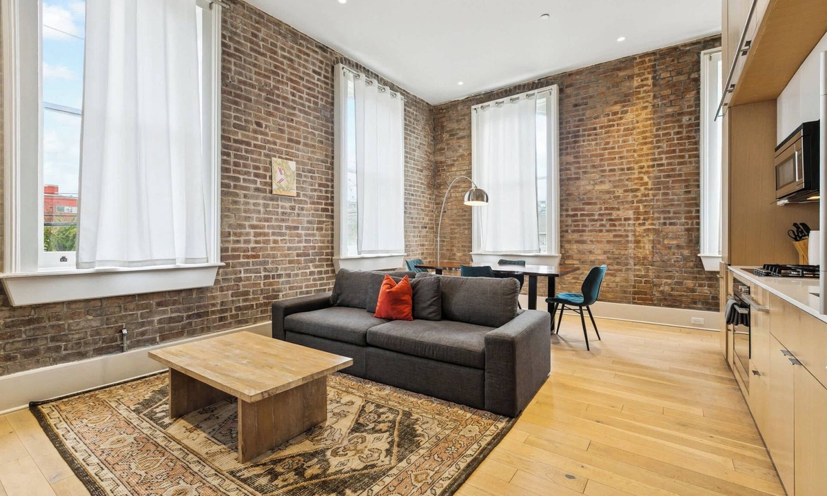 Tulane - Gravier Apartment | Modern 1BR in Historic Schoolhouse | Gated Parking