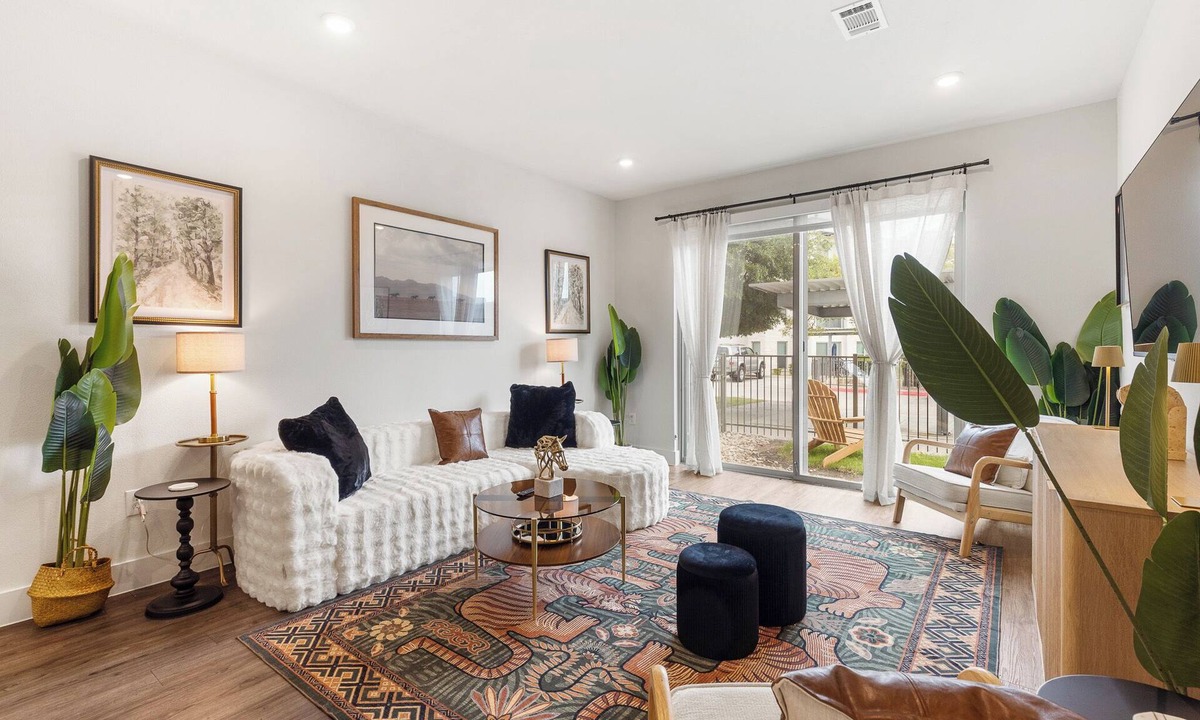 Austin Apartment | Modern 1BR Retreat w/Pool and Patio Access