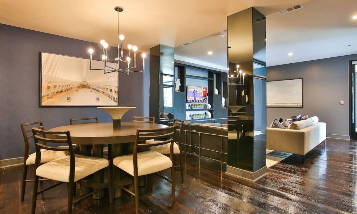 Texas Medical Center Apartment | Modern 2 Bed, 2 Bath Near Texas Medical Center