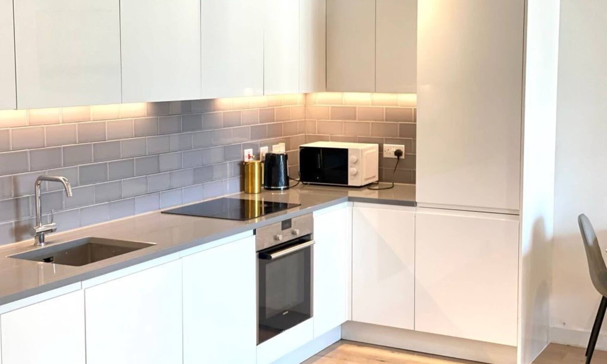 Docklands Apartment | Modern 2 bed apartment