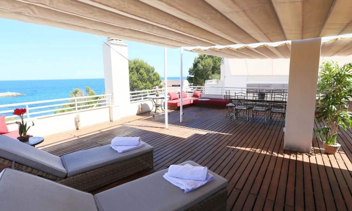 Calafat Apartment | Modern 2-Bedroom Apartment in Ametlla de Mar