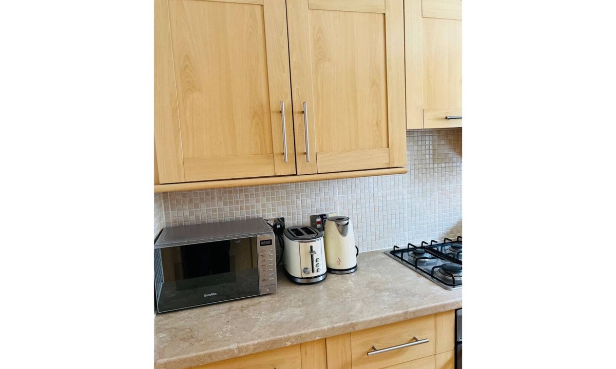 Seafield Villa | Modern 2bed 2bath serviced Apartment