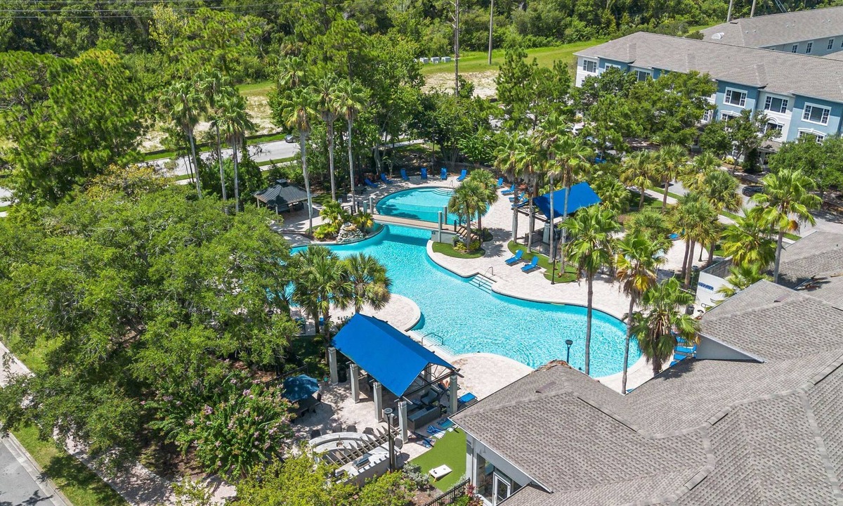 Westchase Apartment | Modern 2BR 2BA King Bed Pool Gym 7