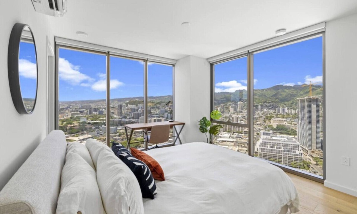 Ala Moana Apartment | Modern 2BR Condo | Pool & Sauna | Ala Moana