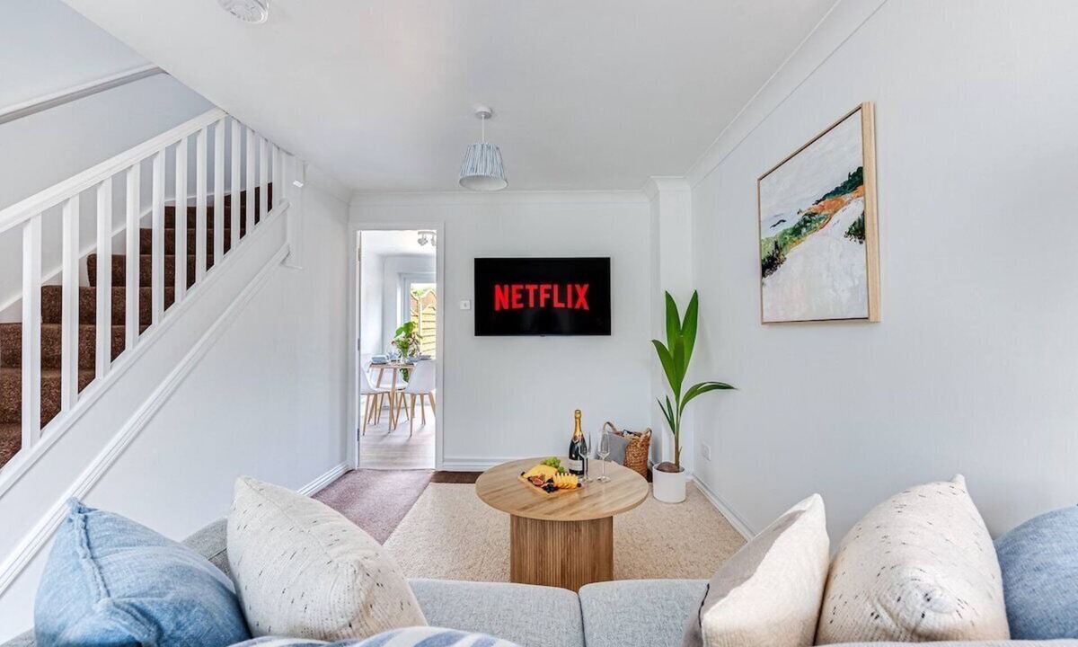 Marston Moretaine Apartment | Modern 2BR w/Parking EV Charger