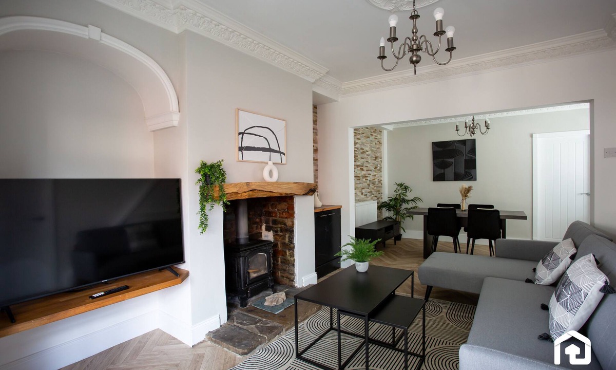 Winlaton Mill House | Modern 3-Bedroom Retreat