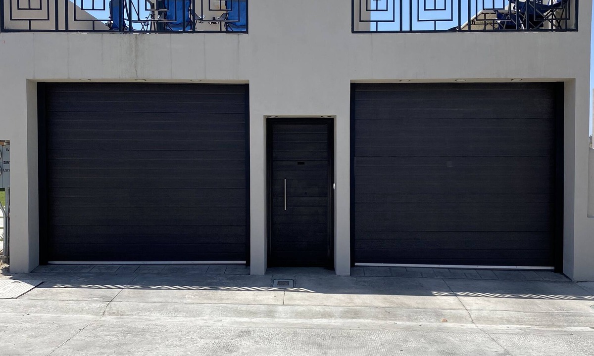 La Joya Hotel | Modern 3 Bedroom 3 Bath House!