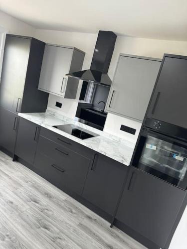 Millerhill Apartment | Modern 3 Bedroom Apartment