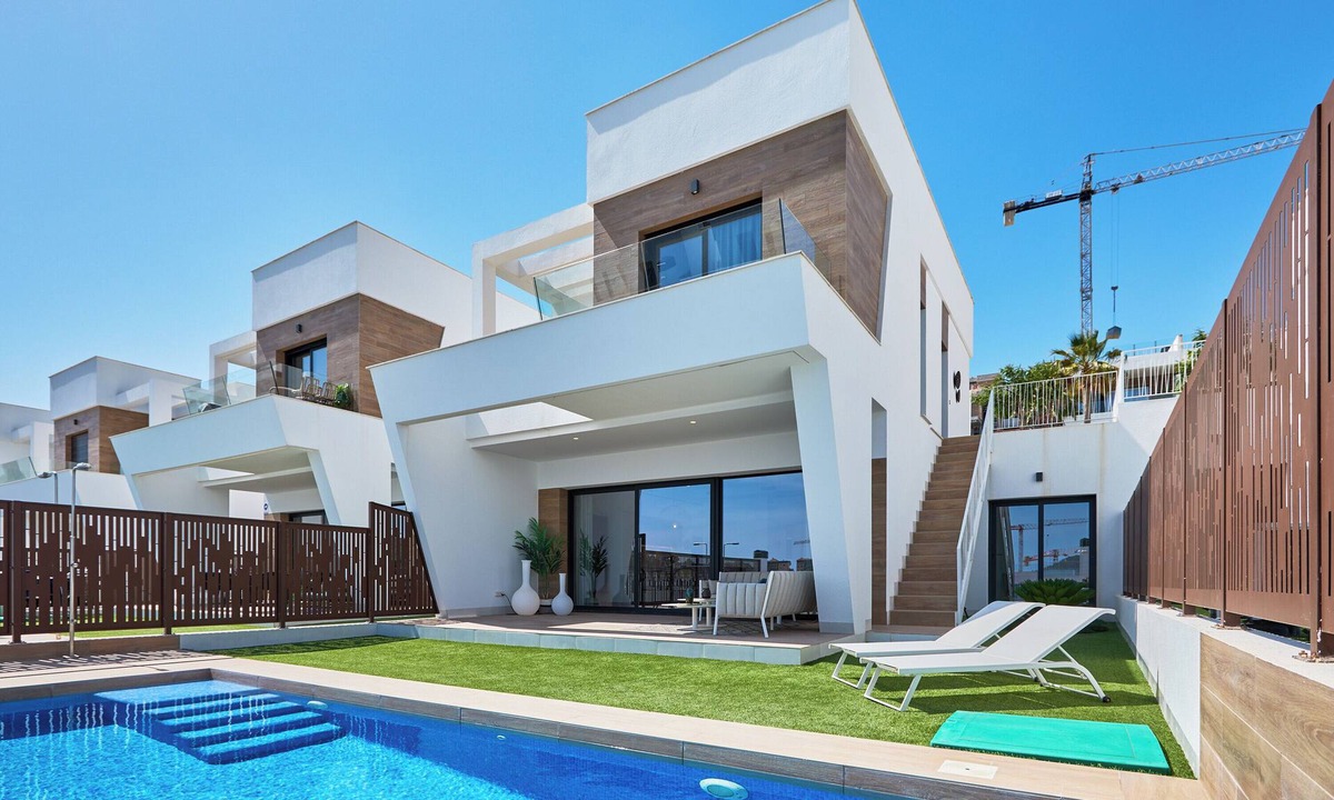 Finestrat House | Modern 3 bedroom house with pool - by Welcomely