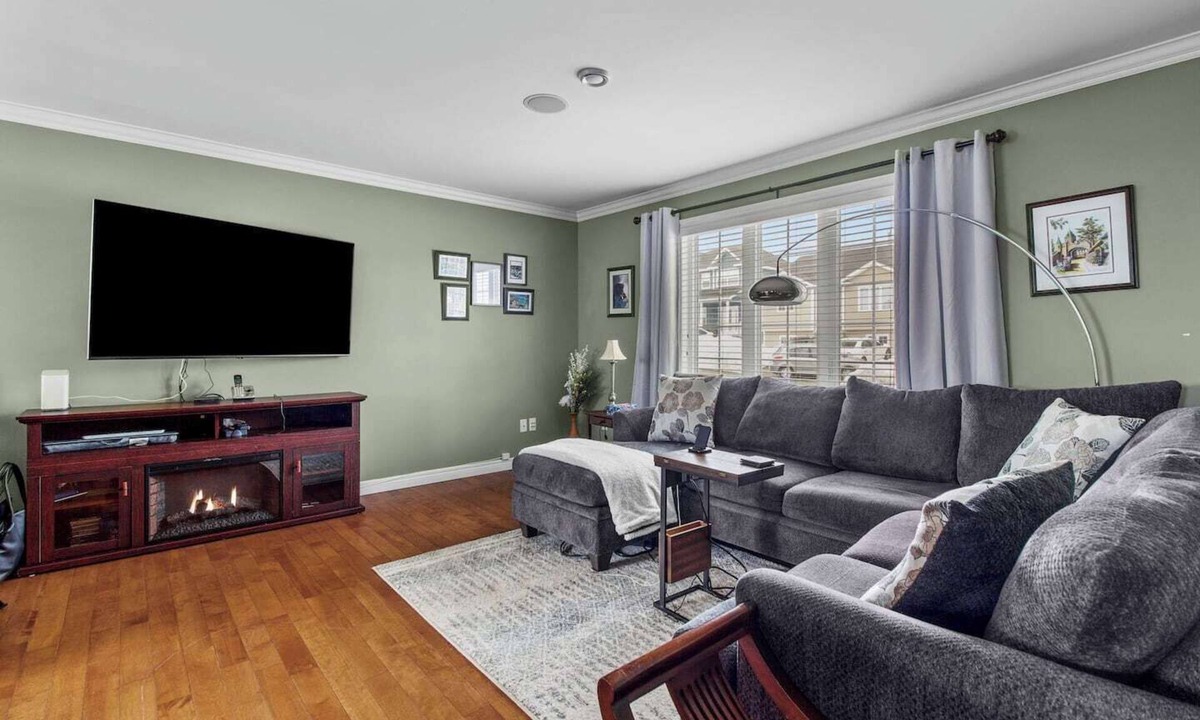 St. John's Apartment | Modern 3+BR Spectacular City Views in the West End