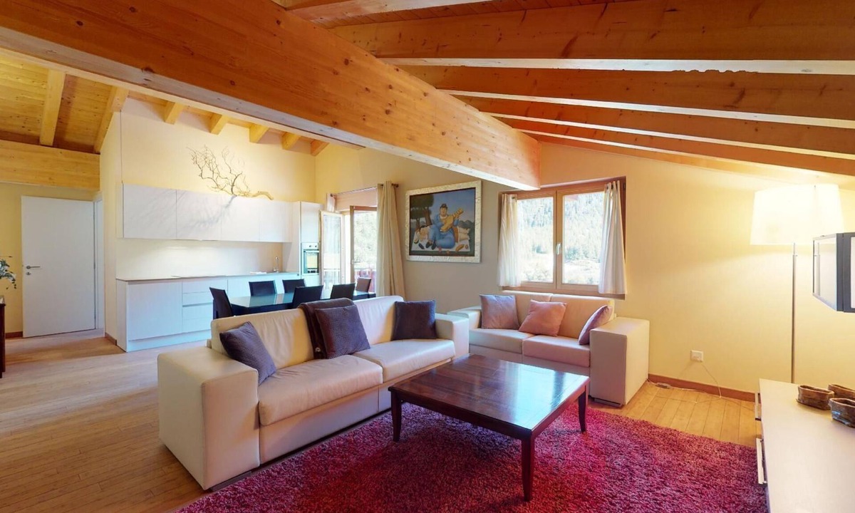 Madulain Apartment | Modern 3½ room flat on the ground floor, approx.