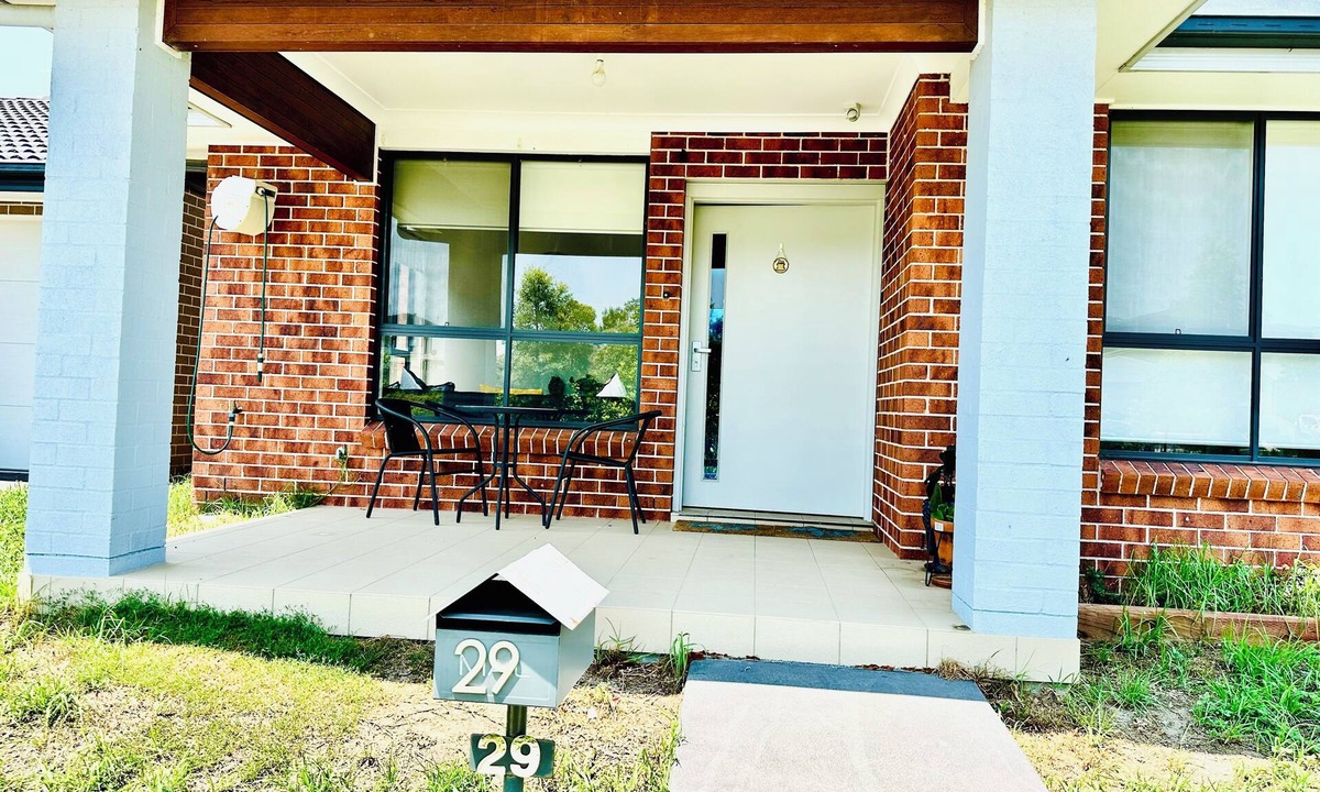 Riverstone House | Modern 3BR 3 Bath Home For Groups & Families