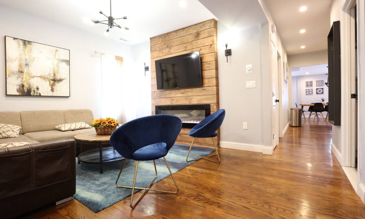 Everett Apartment | Modern 3BR/Close to Encore & Boston- Everett #3