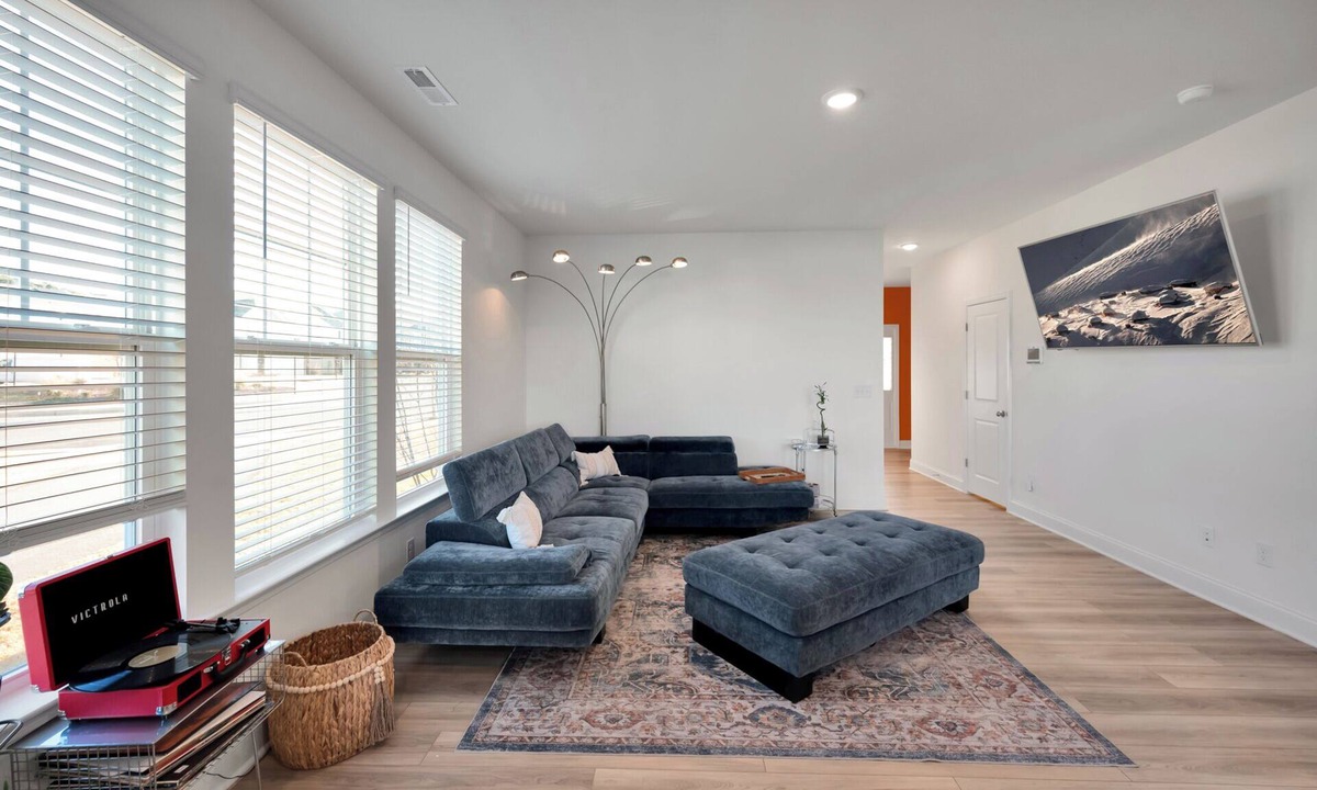 Zebulon House | Modern 3BR Home Near Raleigh Family Friendly