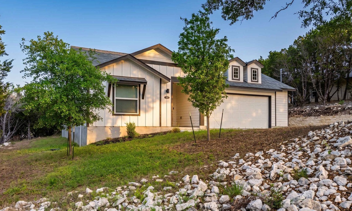 Lago Vista House | Modern 3BR House near Lake Travis Parks