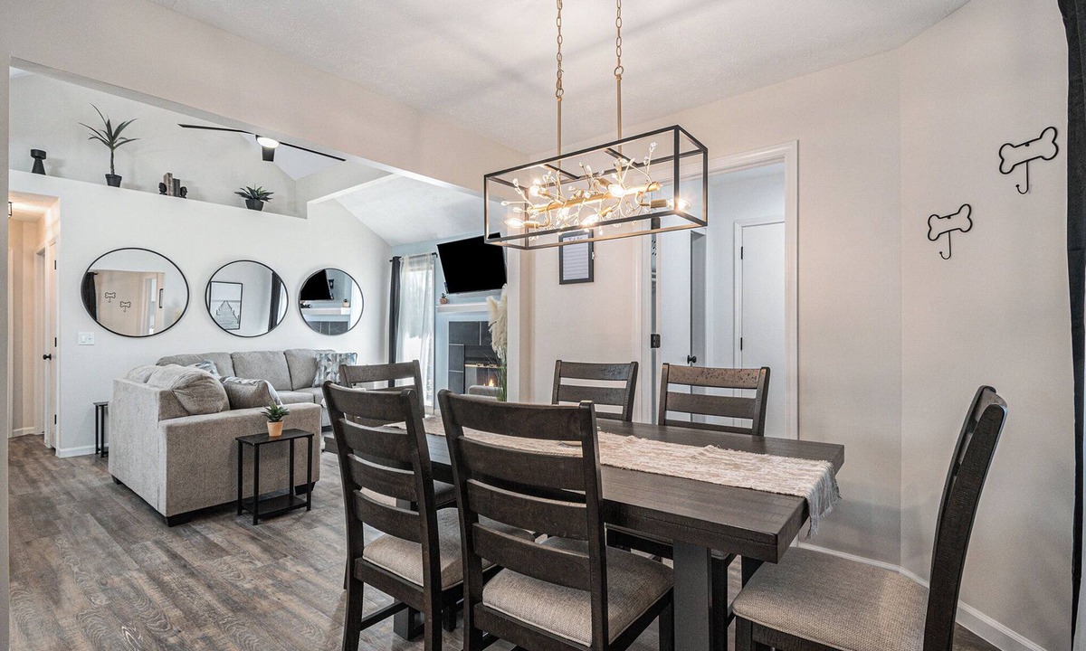 Chalco House | Modern 3BR SW Omaha, Garage, Fenced Yard, EV Charger, W/D, Pet-Friendly
