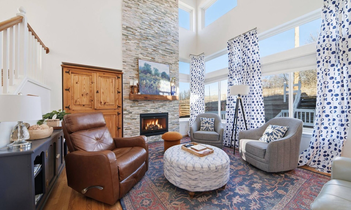 Castle Rock House | Modern 4 Bedroom Castle Rock Home