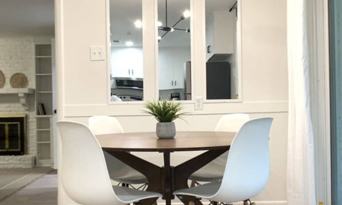 Briarwood House | Modern 4-BR Home w/Sunroom, Office, & Pet-Friendly Yard – Ideal for Groups & Families!