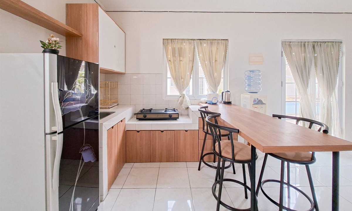 Pagedangan Apartment | Modern 4Br Apartment At Guest House Vanya Park