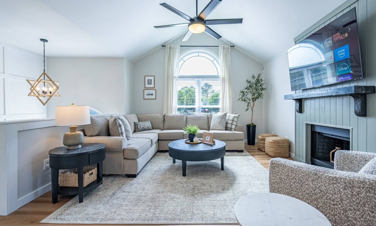 Cartersville House | Modern 4BR Home Near Art, Nature & Dining