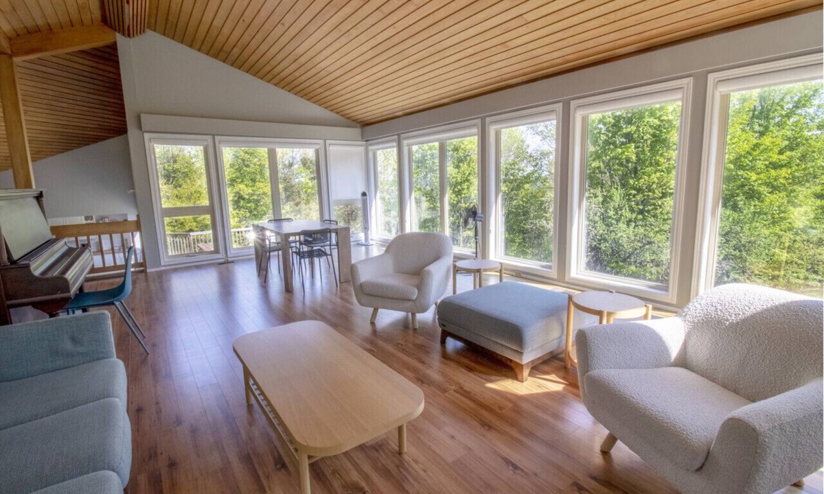 Tiny Cottage | Modern 5 Bedroom Farmhouse - House Access Only