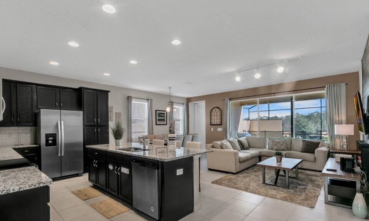 Four Corners House | Modern 5BR Solara Private Pool